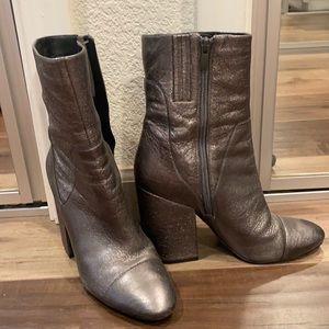 Kendall + Kylie Metallic Booties - EUC